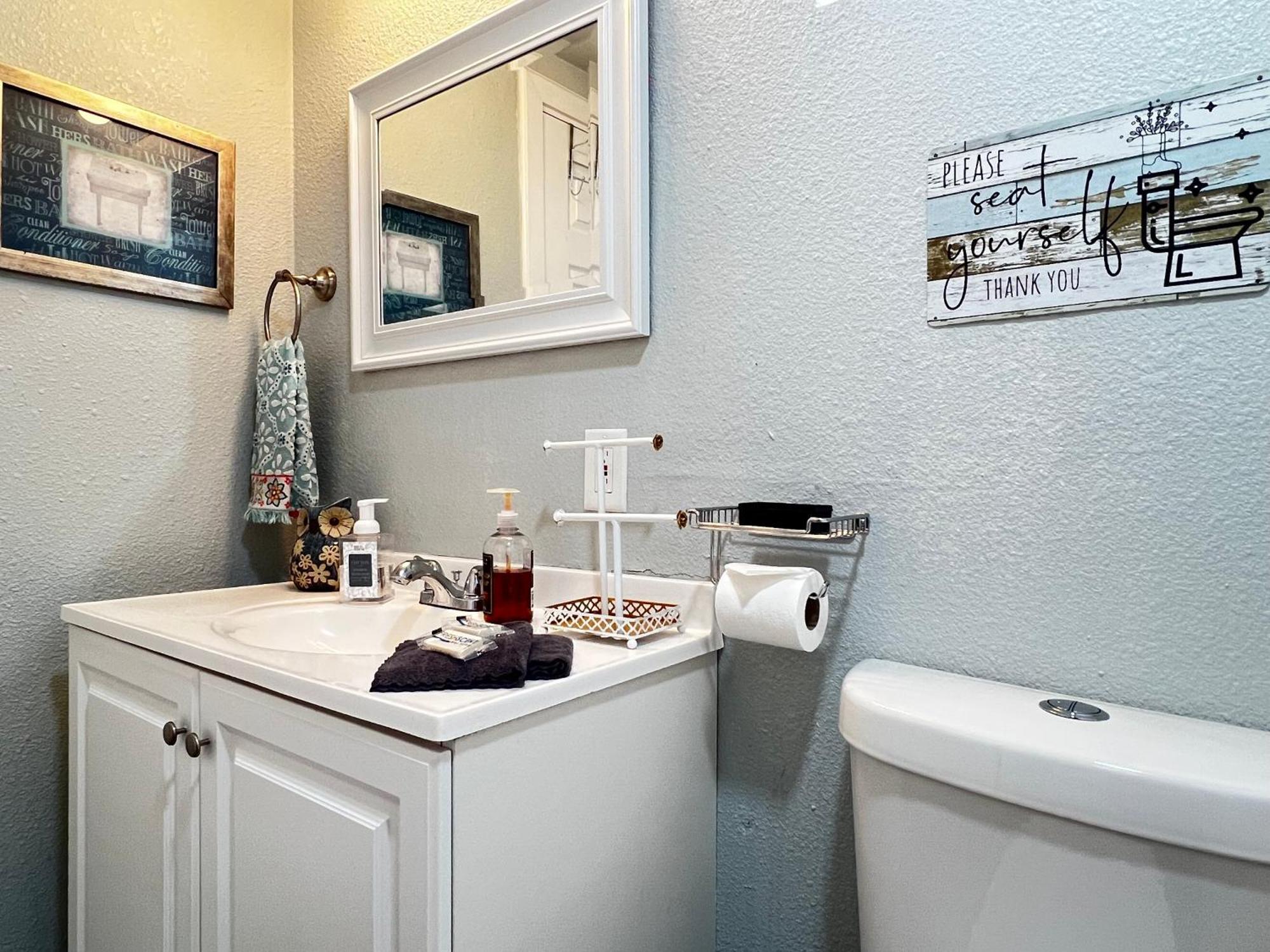 Boho Bliss- Cozy Private Room 2 Miles From Alamodome! سان أنطونيو المظهر الخارجي الصورة