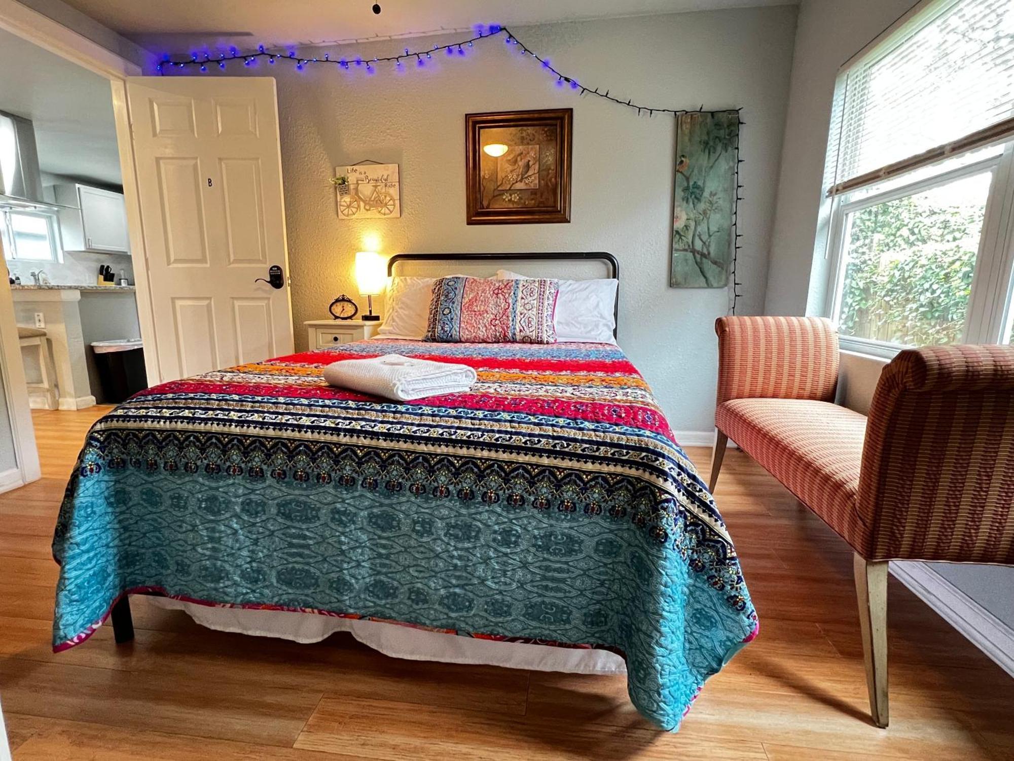 Boho Bliss- Cozy Private Room 2 Miles From Alamodome! سان أنطونيو المظهر الخارجي الصورة
